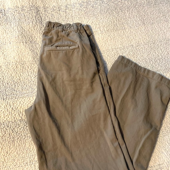 Baggy, wide leg pleated pants - Picture 2 of 3